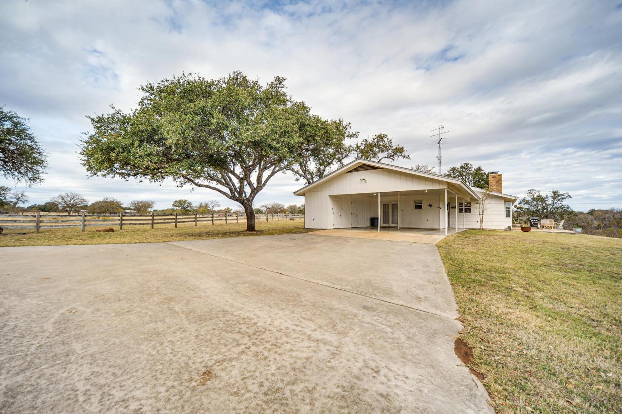 Historic Hoffmann Ranch Haus Near Wineries! Villa Fredericksburg Buitenkant foto